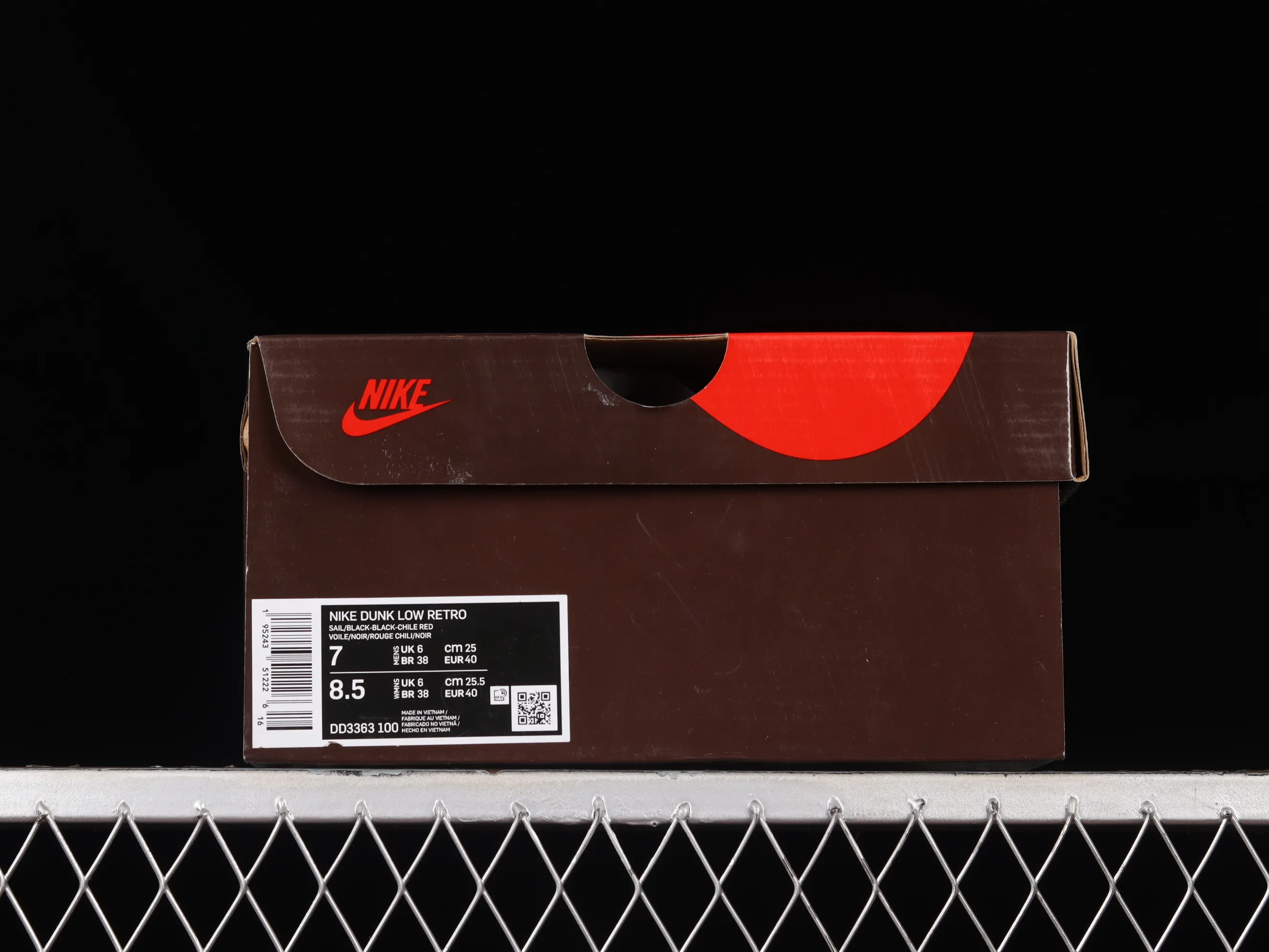 All categories Nk SB Dunk series Nk SB Dunk Low low-top sneakers Nk Dunk Low Valentine's Day LOVE customized version of deconstructed strap casual sneakers DD3363-100